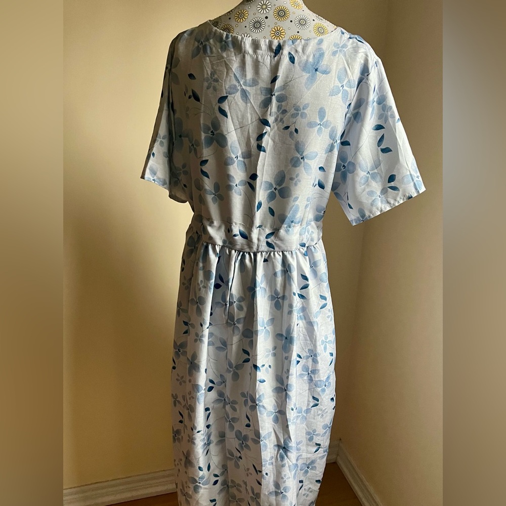 Light Blue Floral Women's Dresses - Picture 3 of 8